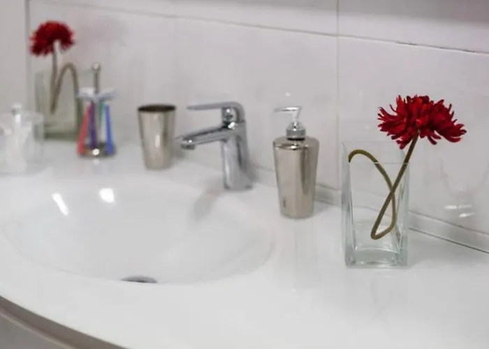 Apartment Esclusivo A Due Passi Dal Centro Con Wifi E Ac