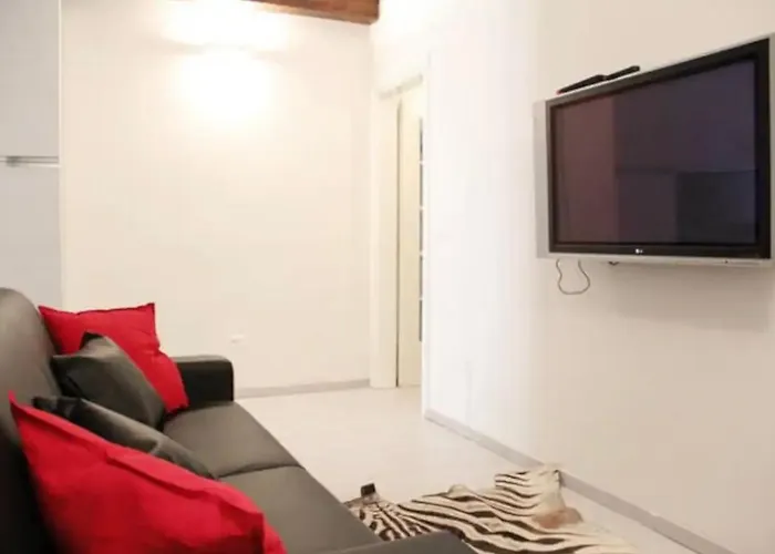 Esclusivo A Due Passi Dal Centro Con Wifi E Ac